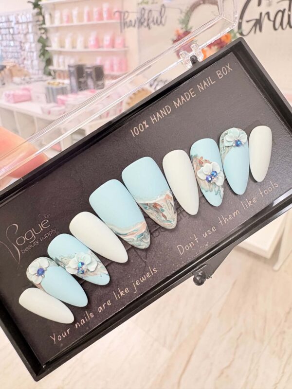 Handmade nail 31