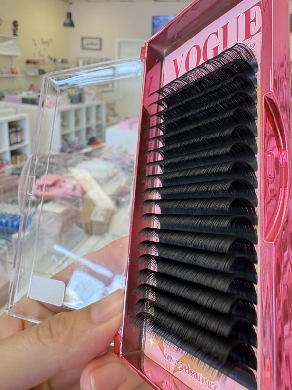 18 Rows Cashmere Lash Tray – Curl 0.03